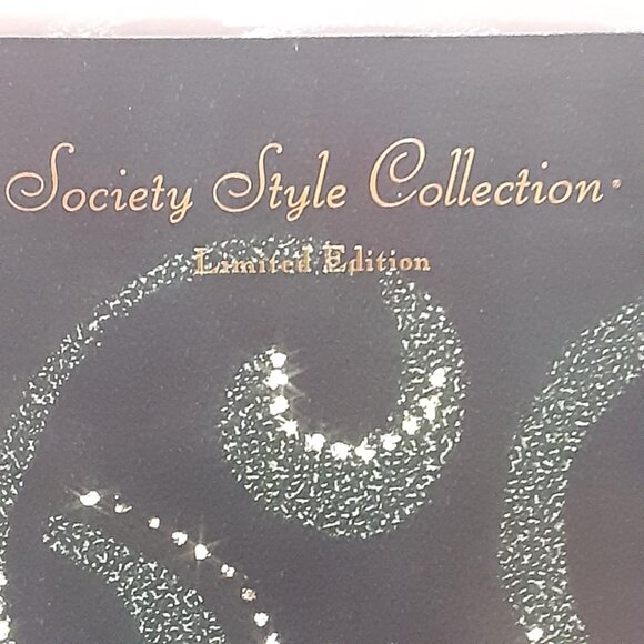 Emerald Enchantment Barbie Doll Society Style Collection Limited Edition #17443 - Picture 6 of 10